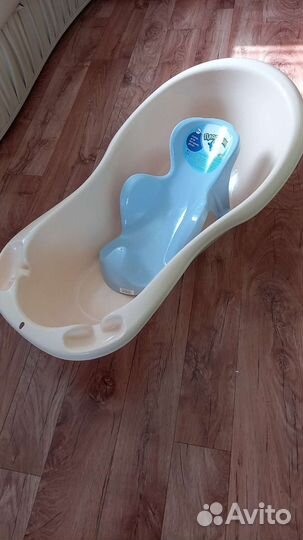 Ванночка для купания с горкой