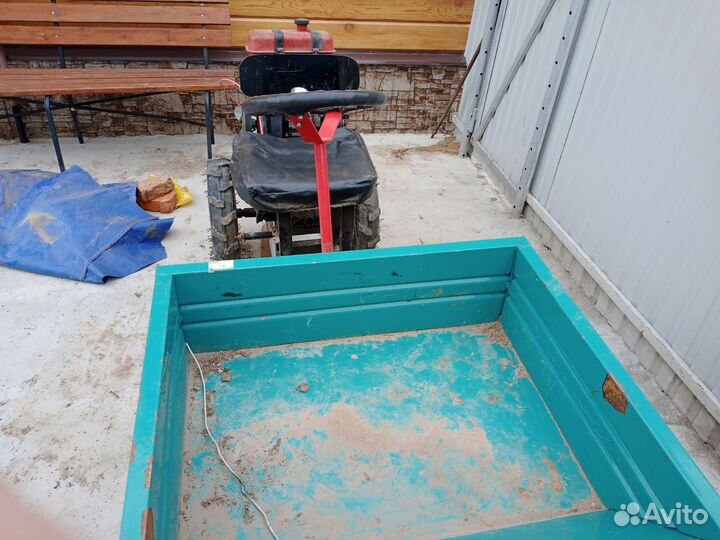 Мотоблок б/у с тележкой на ходу