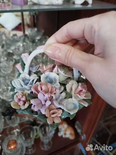 Фарфоровые статуэтки