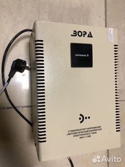 Стабилизатор напряжения