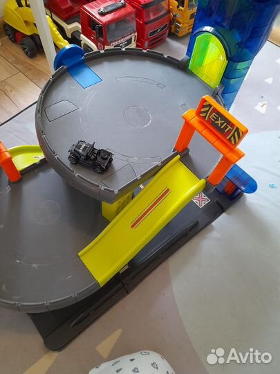 Гараж парковка elc