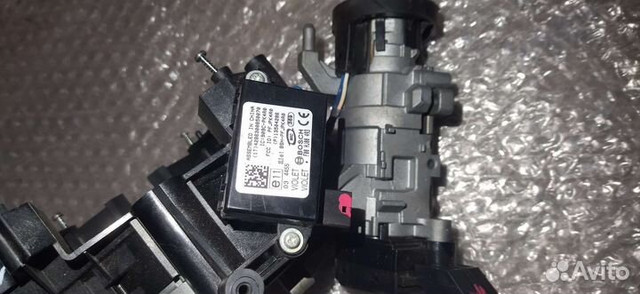 Замок зажигания Chevrolet Cruze J300