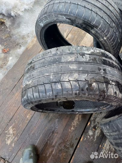 Triangle Sportex TSH11 235/40 R18 и 265/35 R18 95