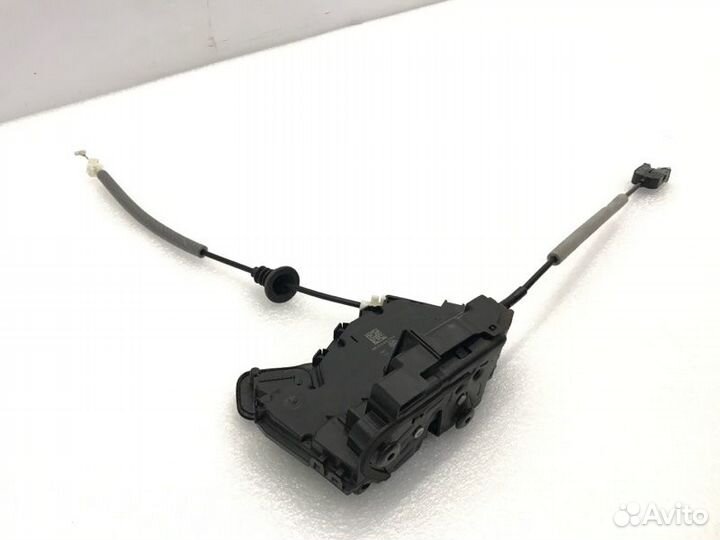 Замок двери задний правый Skoda Octavia 1.6 cwva