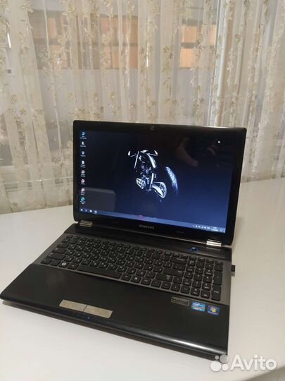 Samsung RC 530 (Core i5)