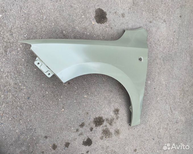 Крыло переднее левое Skoda Rapid 2012-2020