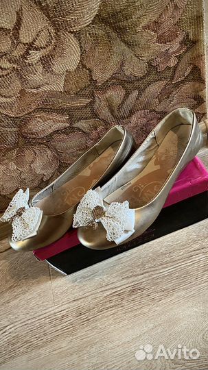 Нарядные туфли для девочки