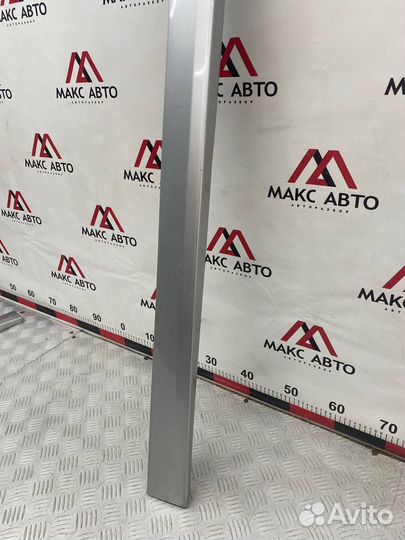 Б/У накладка двери внешняя (молдинг) передний