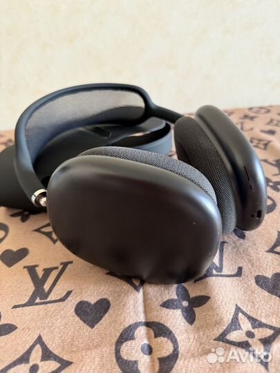 Беспроводные наушники Apple AirPods Max