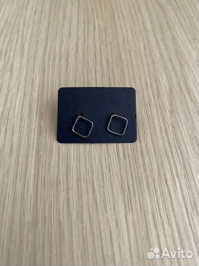 Серебряные серьги Stuffland