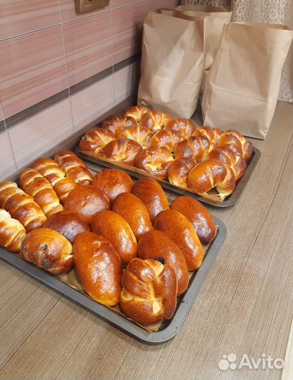 Домашняя выпечка, пирожки, трубочки, блинчики