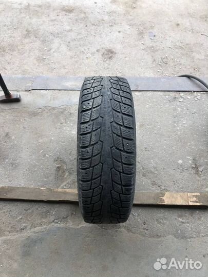 175/70/13 82T Michelin X - Ice North