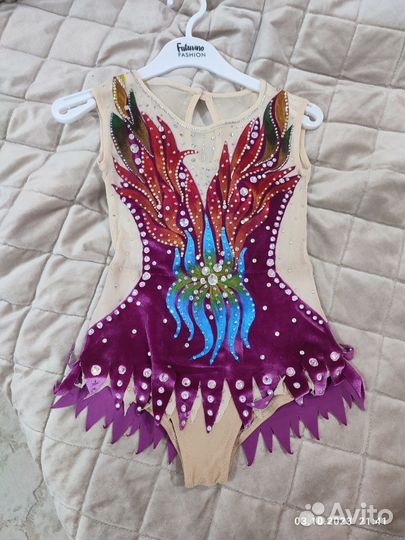 Купальник для выступлений на рост 116