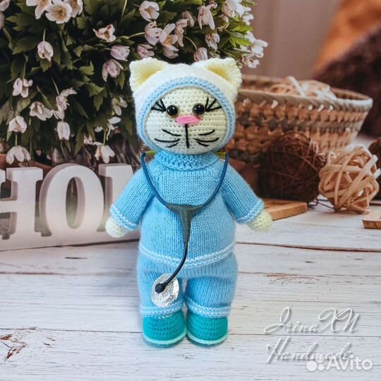 Вязаные зайки/мишки/котики