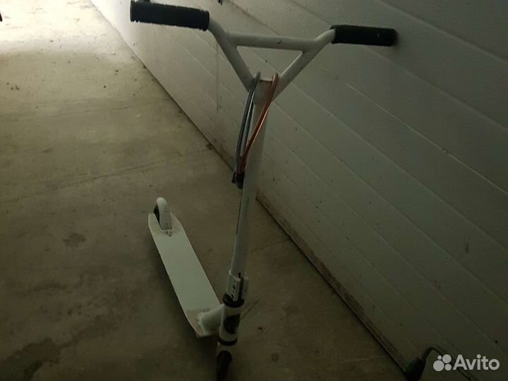 Самокат трюковой