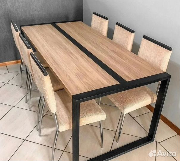 Кухонный стол
