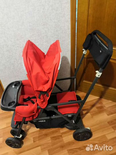 Прогулочная коляска для погодок Joovy CabooseUltra