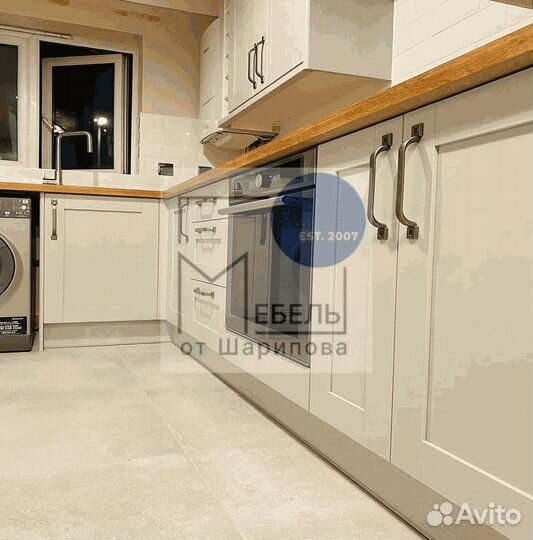 Кухонный гарнитур угловой