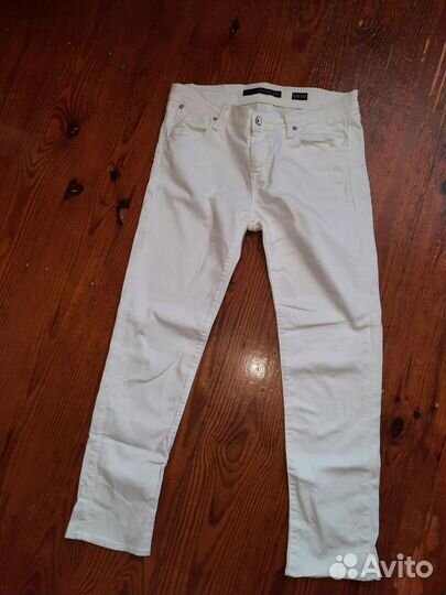 Джинсы женские