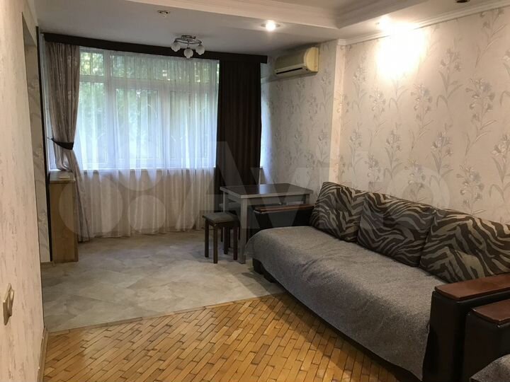 3-к. квартира, 72 м², 2/5 эт.