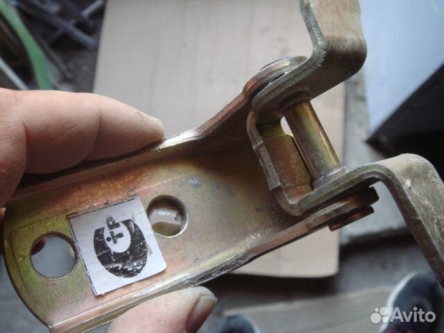 Солано Петля нижняя двери зад право Solano 08-14