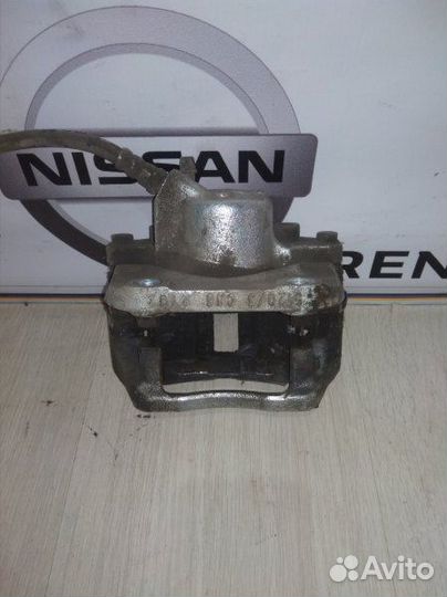 Суппорт тормозной перед Renault sandero Лев