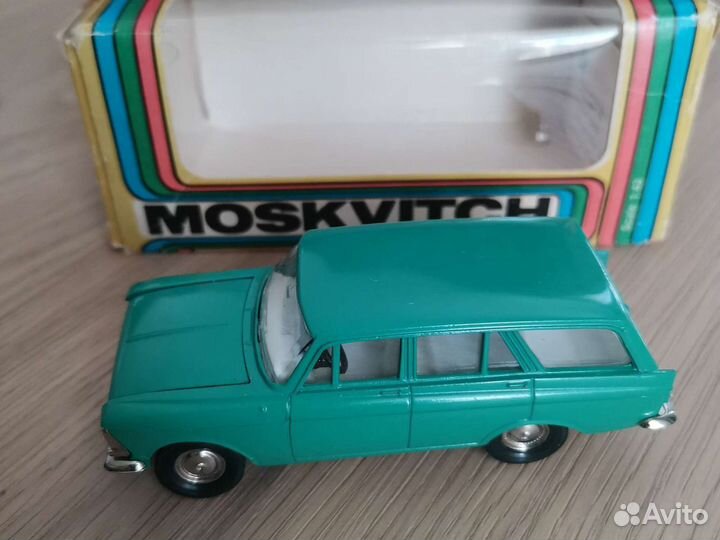 Модель автомобиля Москвич 427