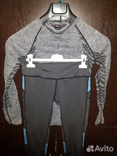 Спортивный костюм женский