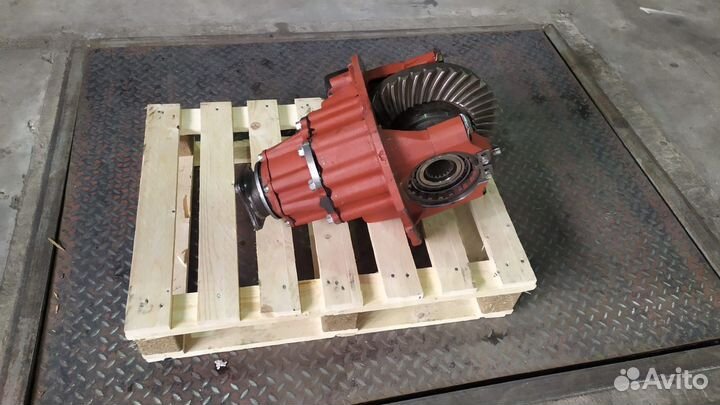 Редуктор заднего моста (38х11) 4370-2402010-001У1