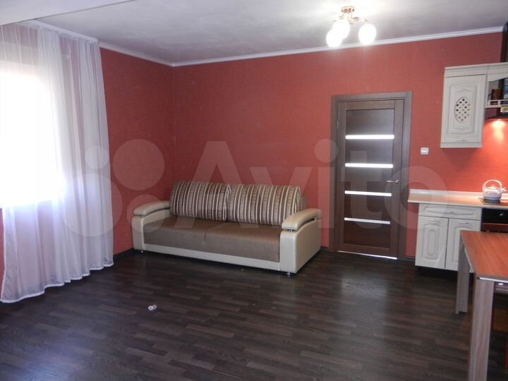 Дом 164 м² на участке 10,7 сот.