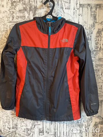 The north face ветровка оригинал 14-16 лет