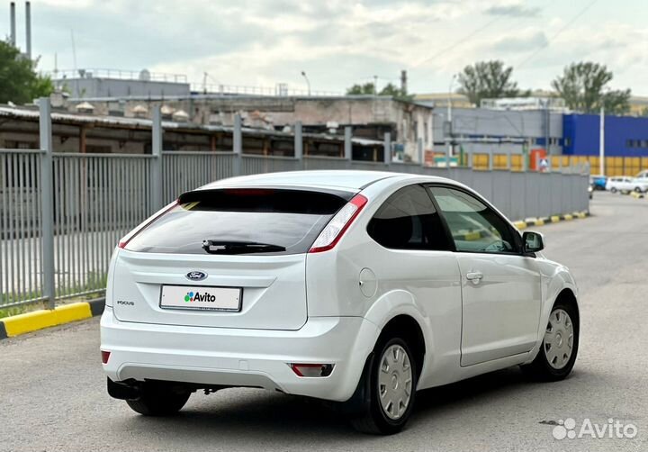 Ford Focus 1.6 AT, 2010, 168 000 км