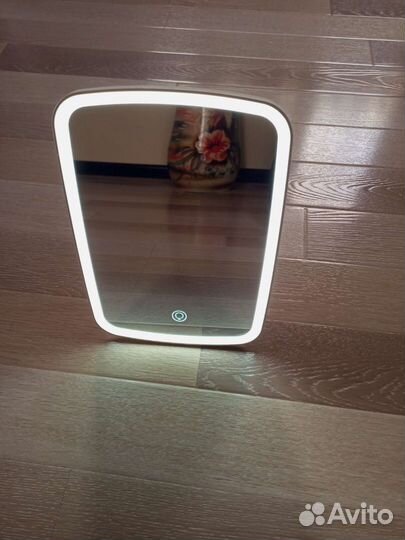 Зеркало с подсветкой