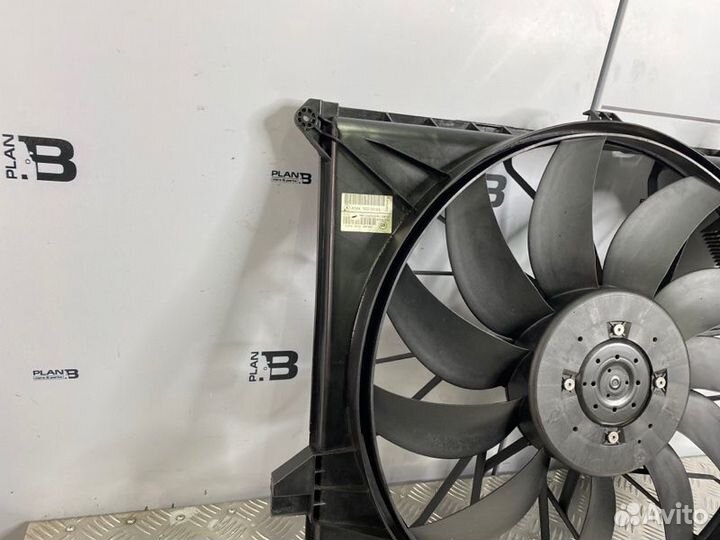 Вентилятор охлаждения радиатора Mercedes-Benz