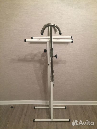 Стол окрасочный Х-образный с держателями