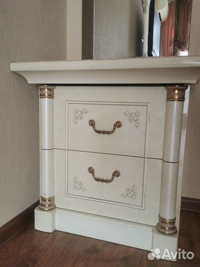 Спальный гарнитур бу италия