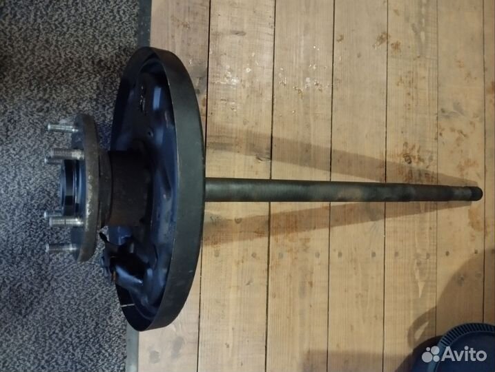 Mitsubishi l200 полуось