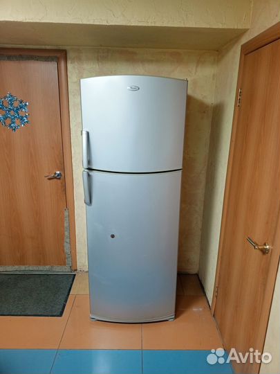 Холодильник whirlpool. Гарантия. Доставка