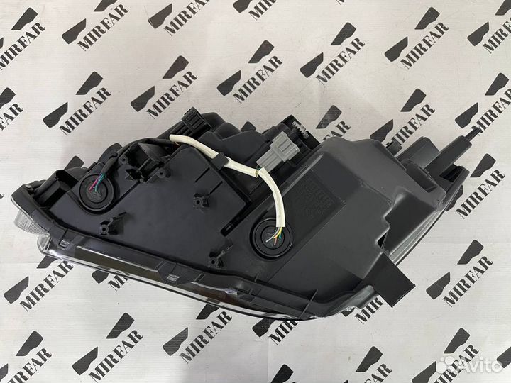 Фара правая Infiniti Q50 2013-2017 LED