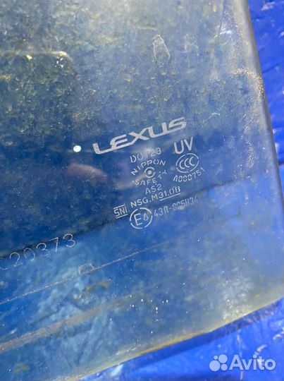 Стекло двери заднее правое Lexus Is XE30 2AR-FSE