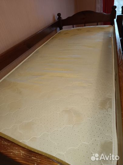 Двухъярусная кровать бу с матрасами