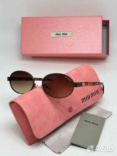 Солнцезащитные очки miu miu