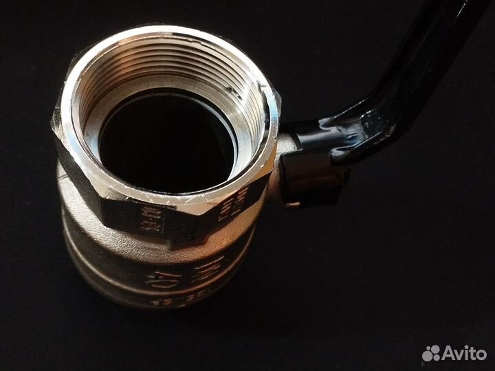 Кран шаровый Bugatti 1 1/2 г/ш с рычагом