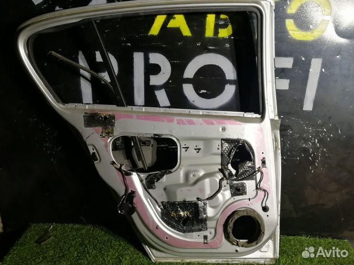 Дверь задняя левая Opel Astra H голое железо