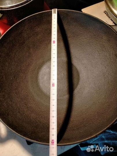 Сковорода чугунная, Вок