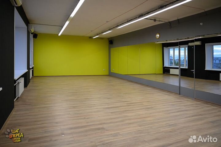 Зал для танцев, фитнеса, йоги, тренингов и семинар