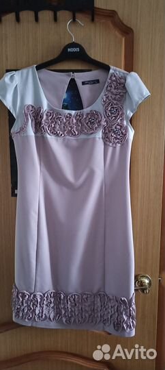 Нарядное женское платье 46 размера