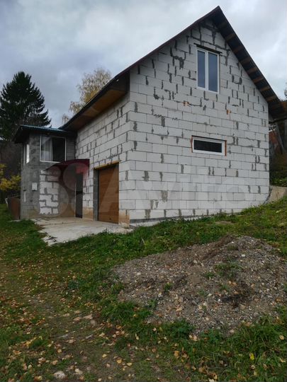 Дом 50 м² на участке 5 сот.