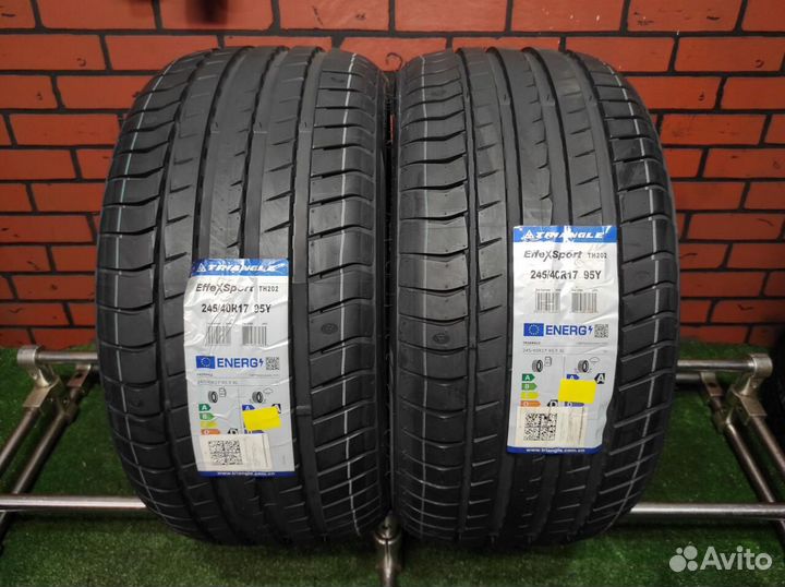 Triangle EffeXSport TH202 245/40 R17 95Y