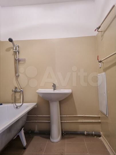 3-к. квартира, 74 м², 2/18 эт.